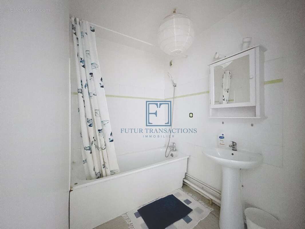 Appartement à ELANCOURT