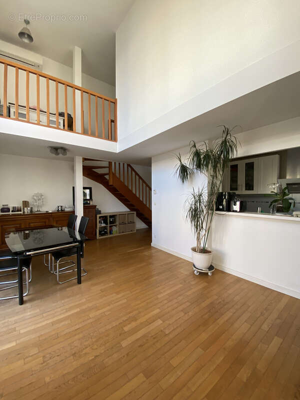 Appartement à LYON-8E