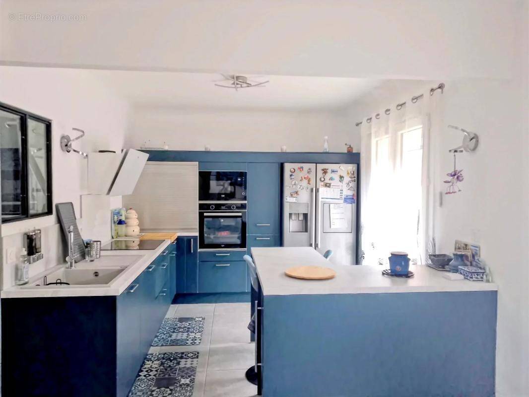 Appartement à SIX-FOURS-LES-PLAGES