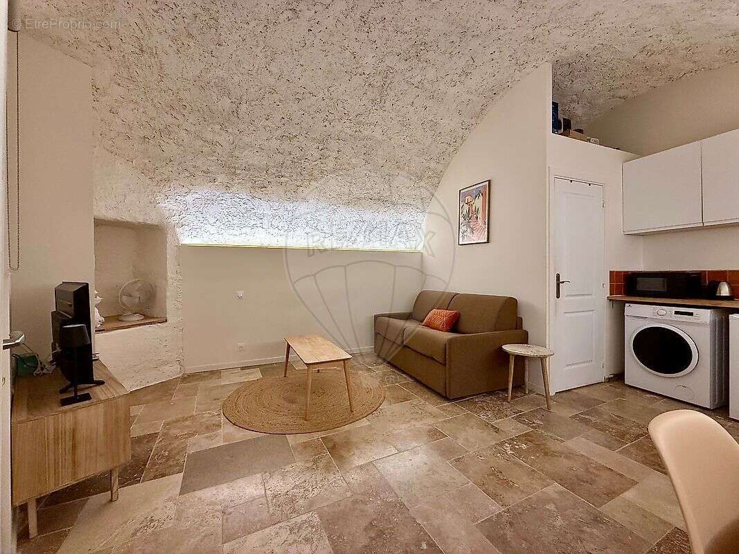 Appartement à VILLENEUVE-LOUBET