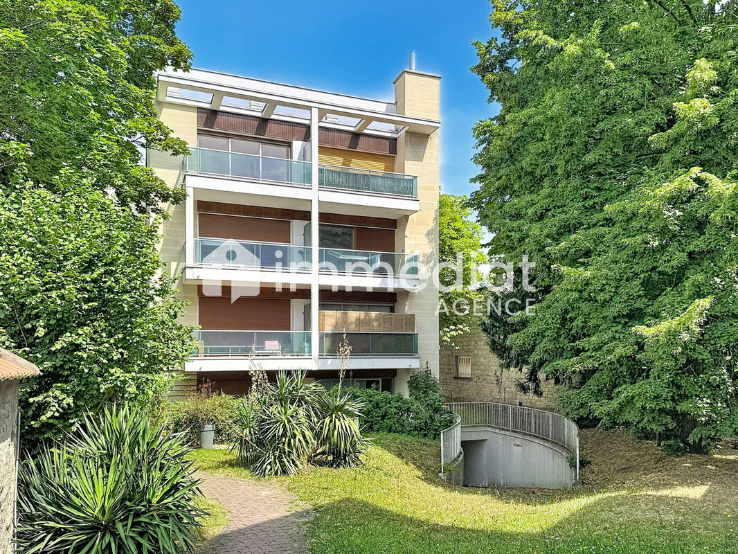 Appartement à RUEIL-MALMAISON