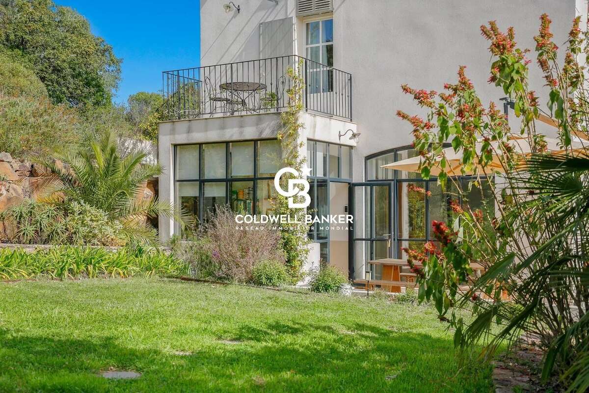 Maison à CARQUEIRANNE