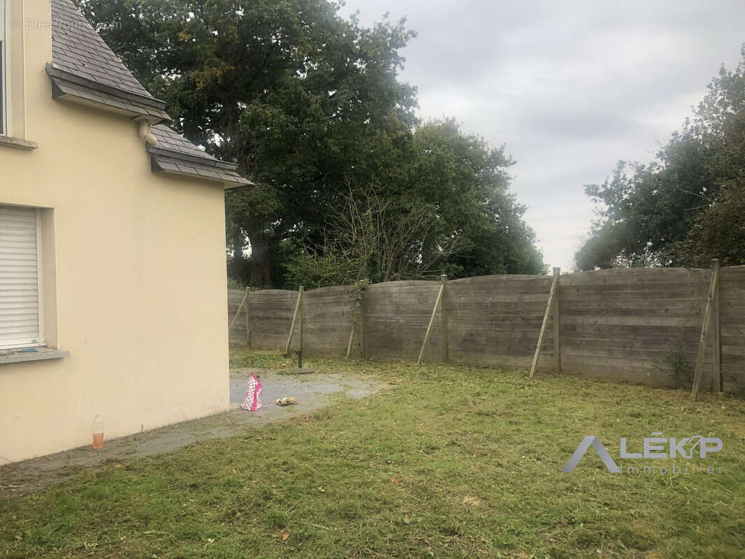 Maison à MINIAC-MORVAN