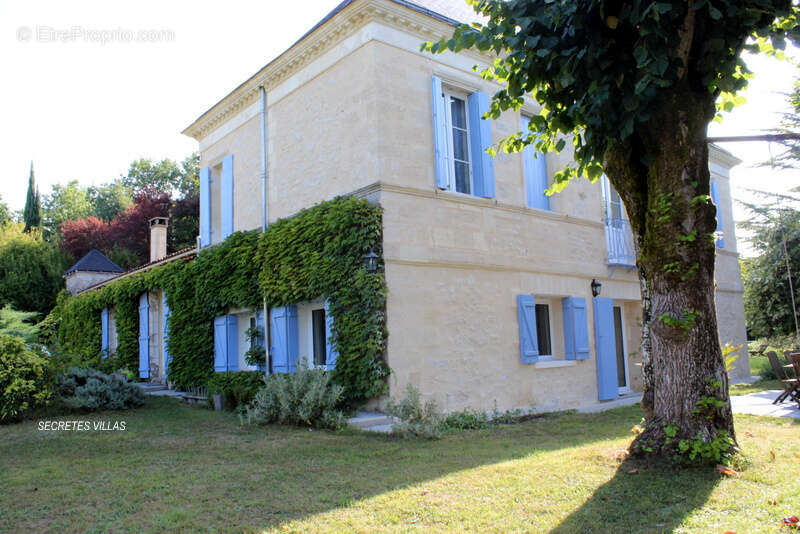 Maison à FARGUES-SAINT-HILAIRE