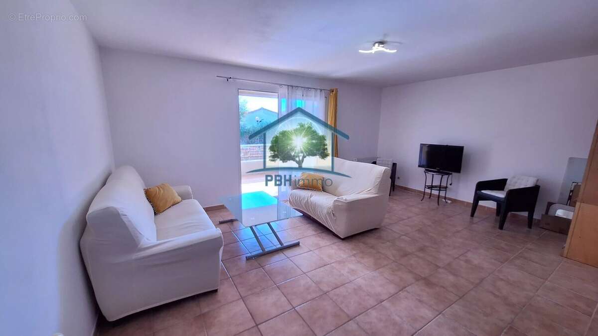 Appartement à MARSEILLE-15E