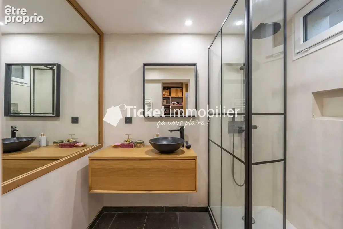 Villa 7 pièces de 304,16m2 avec piscine, carport hors couloir aérien - photo 40