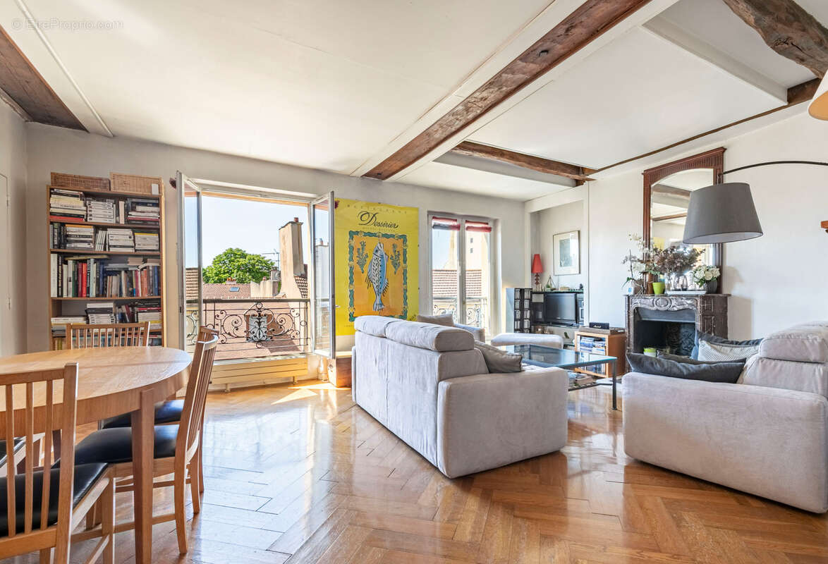 Appartement 3 chambres Hyper Centre Saint Germain - photo 3