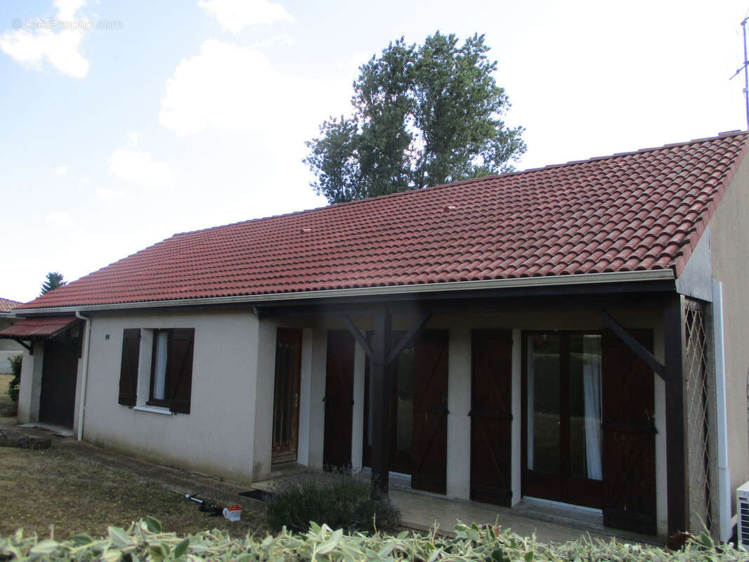 Maison à CEAUX-EN-COUHE