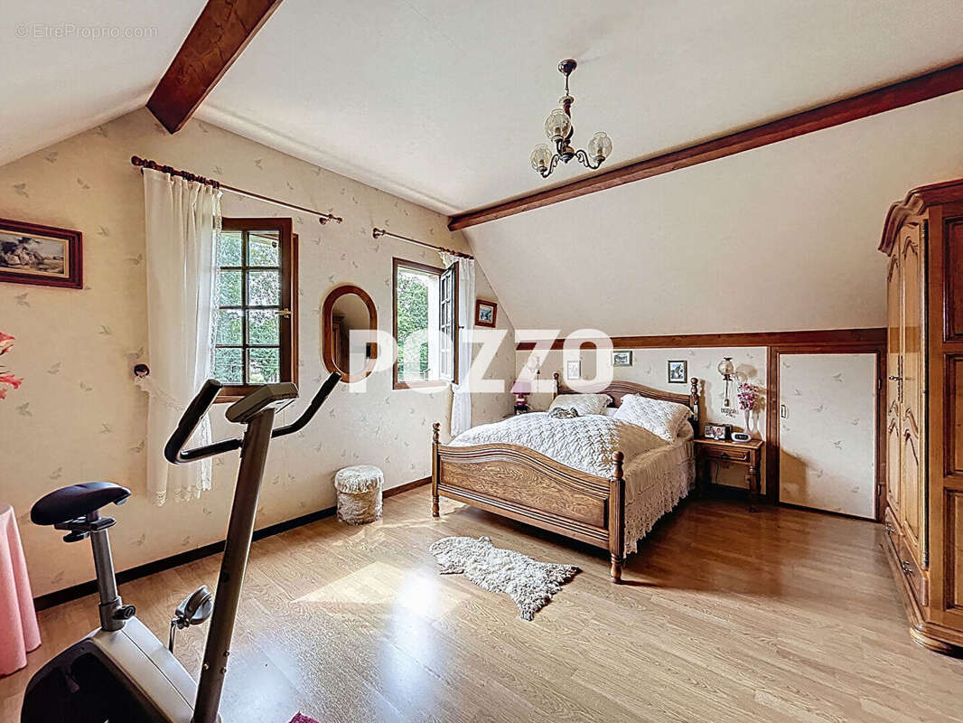 Maison à LE BENY-BOCAGE