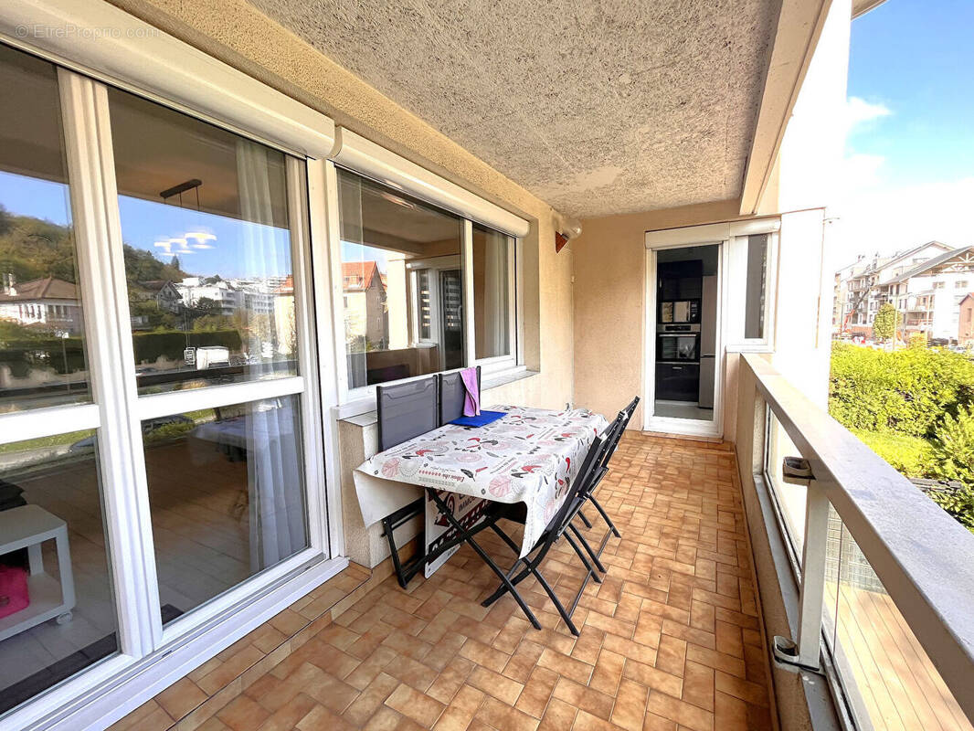 Appartement à AIX-LES-BAINS