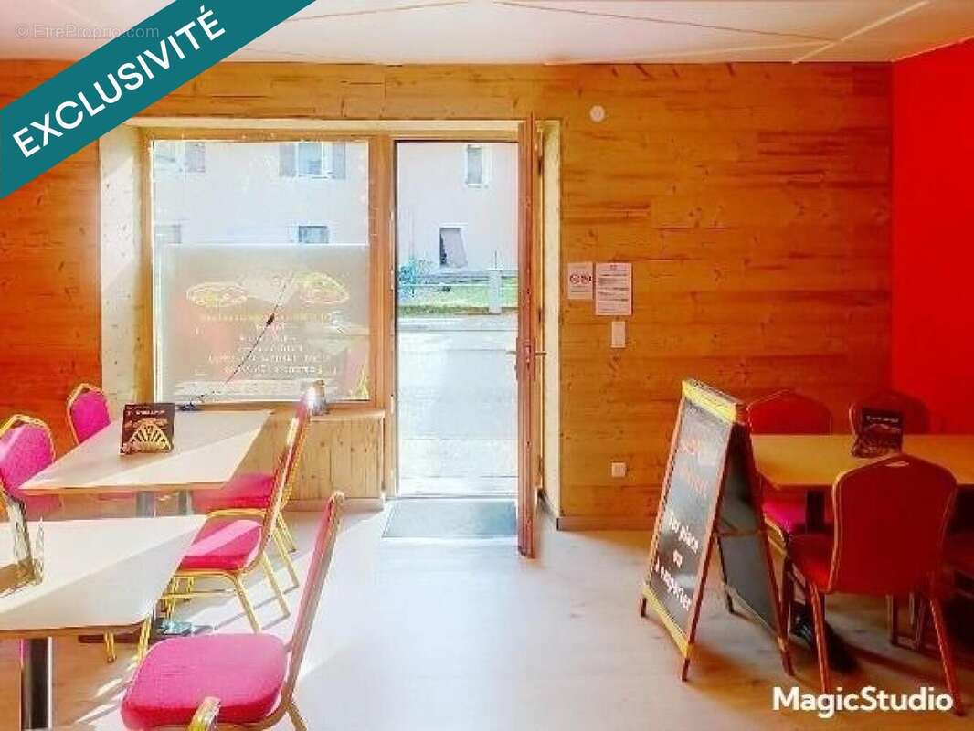 Photo 3 - Commerce à LEVIER