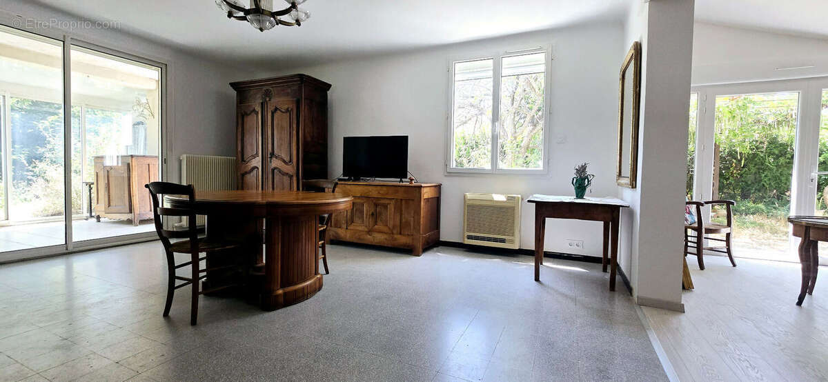 Maison à PONT-SAINT-ESPRIT