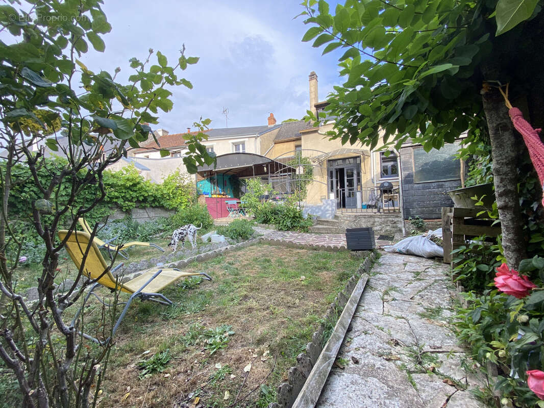 Maison à MEUNG-SUR-LOIRE