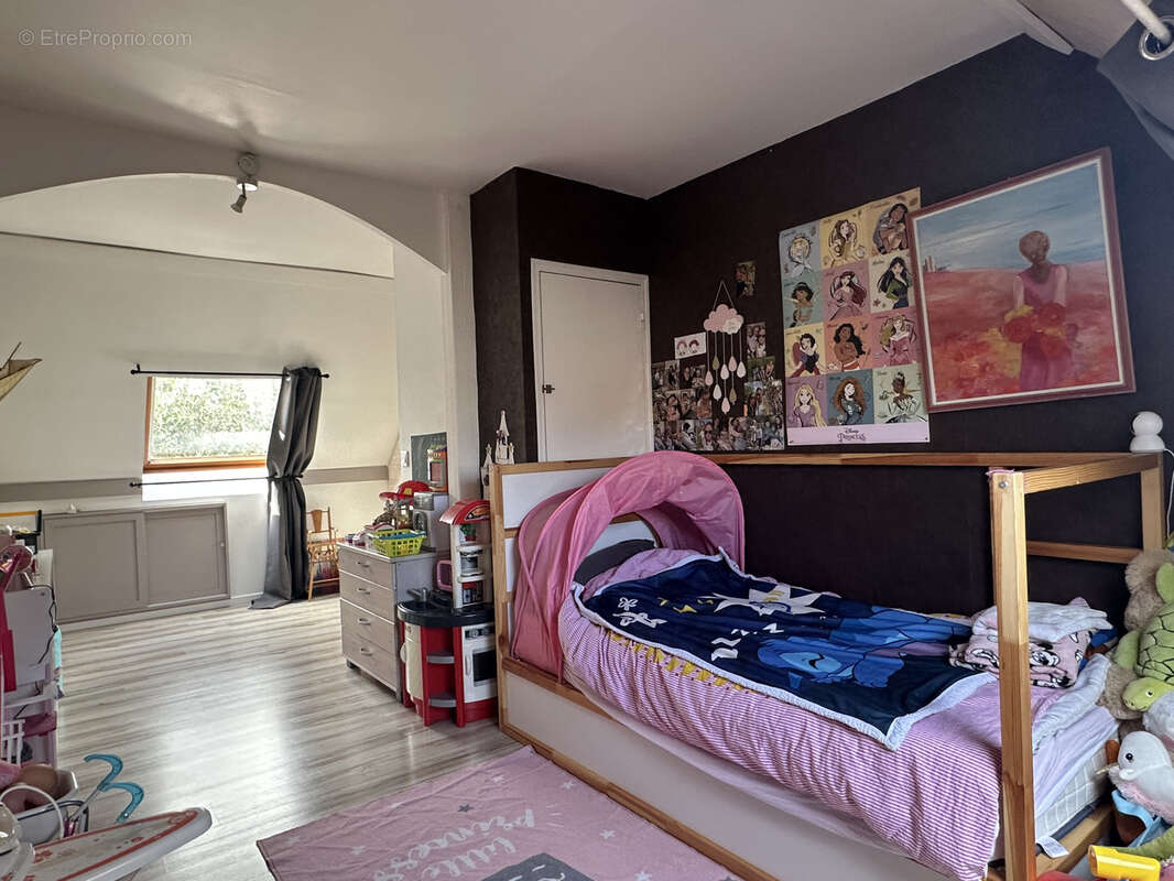 Maison à LIVRY-SUR-SEINE