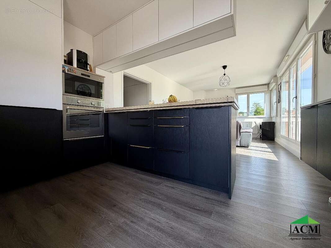 Appartement à MERY-SUR-OISE