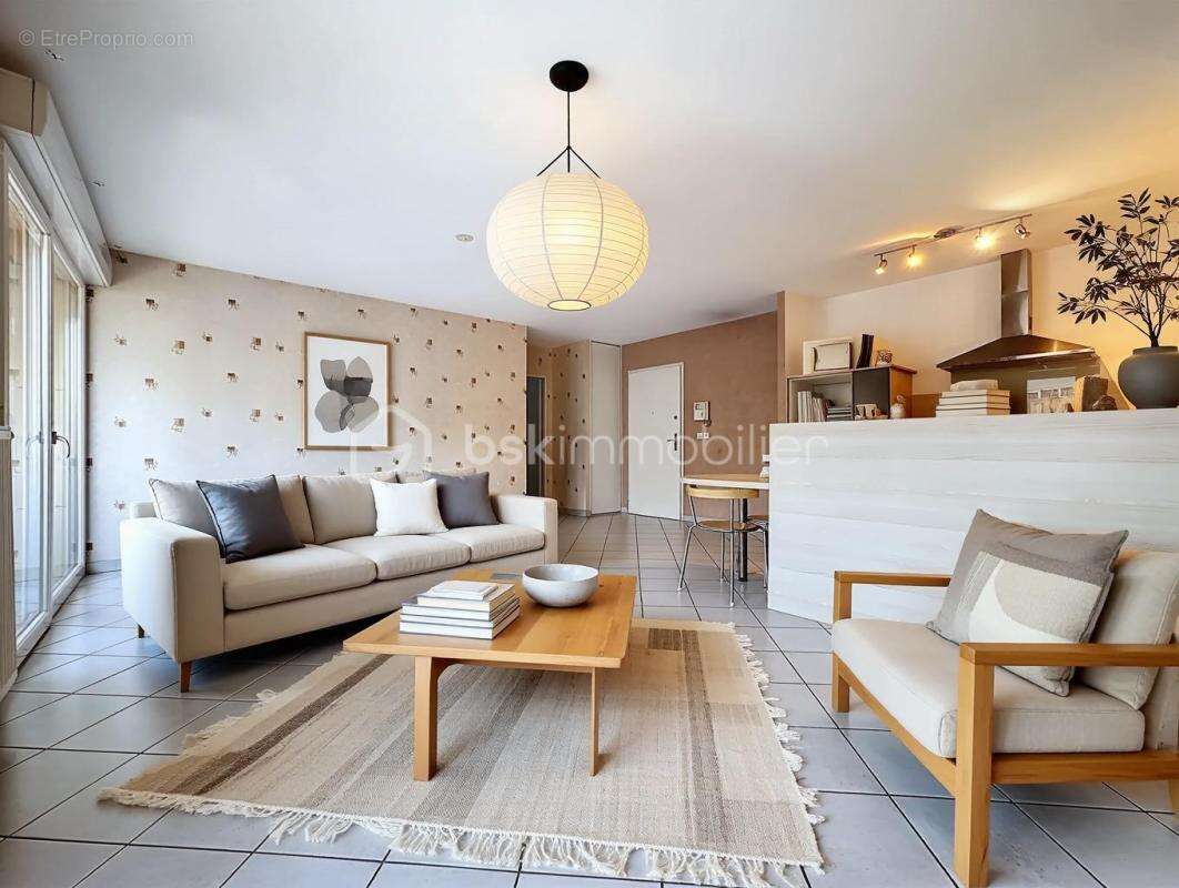 Appartement T4 de 83 m² avec terrasse – Fontaine - photo 15