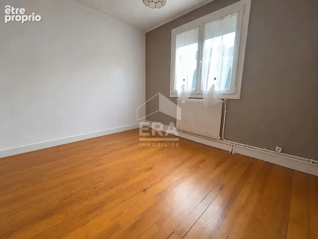 Maison Le Mans 4 pièce(s) 79 m2 -  3 chambres - Garage - Jardin - Secteur Haut de Prémartine - photo 7
