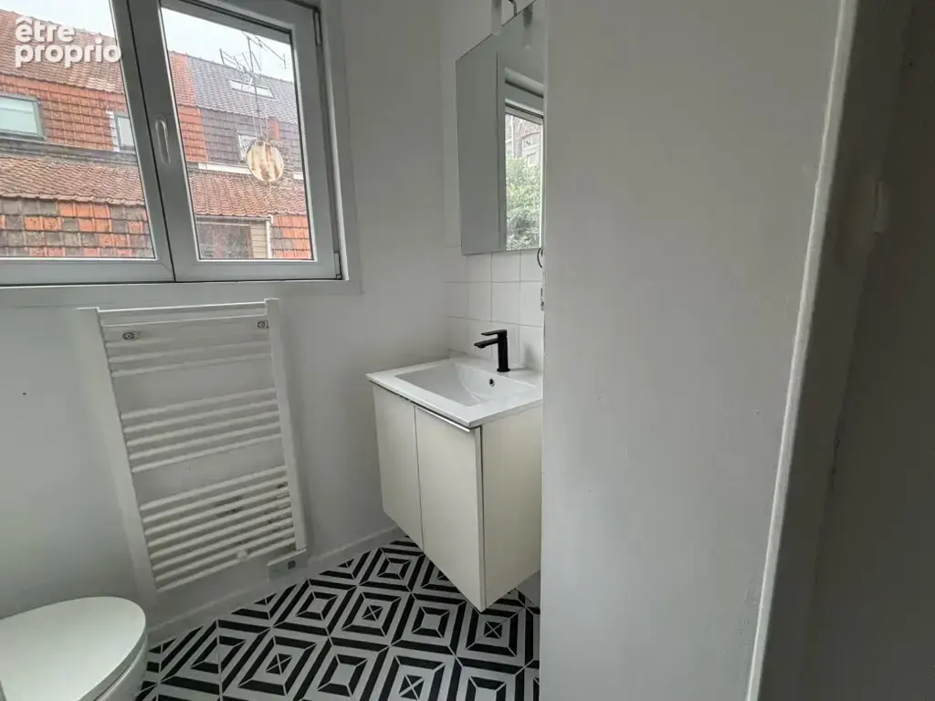 Lille saint-maurice pellevoisin   appartement t2 lumineux et climatisé   petite copropriété - photo 6