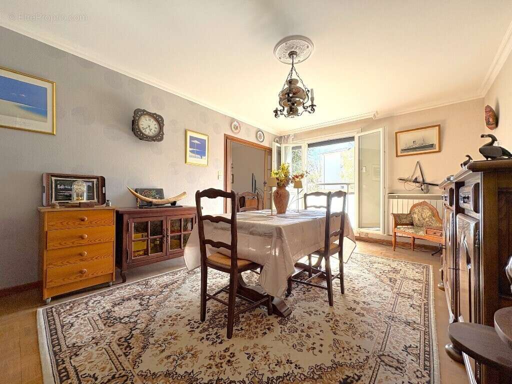 Appartement à ANNECY-LE-VIEUX