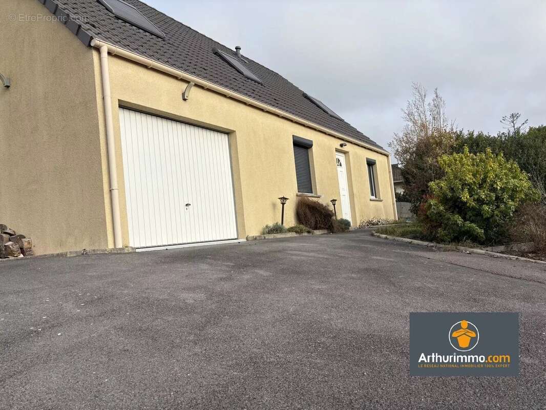 Maison à NEUFCHATEL-SUR-AISNE