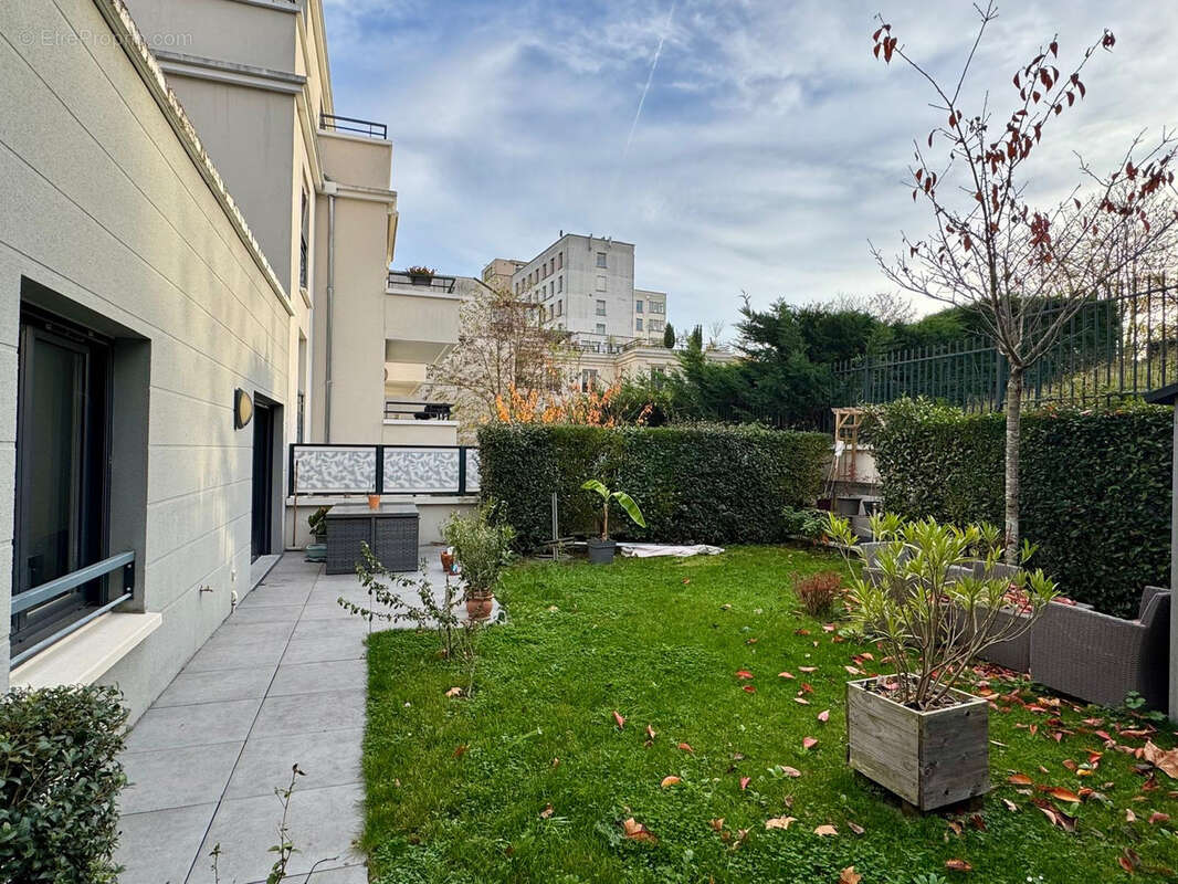 Appartement à CHATILLON