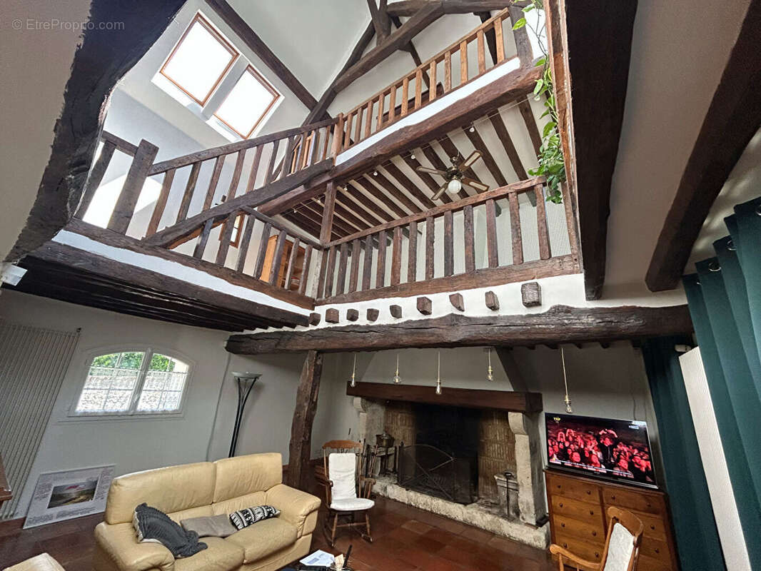 Maison à NANTEUIL-LES-MEAUX