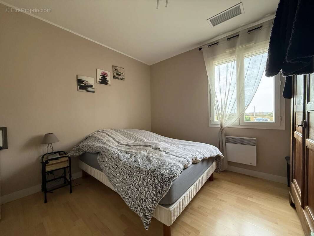 Maison à SAINT-AUBIN-DE-LANQUAIS