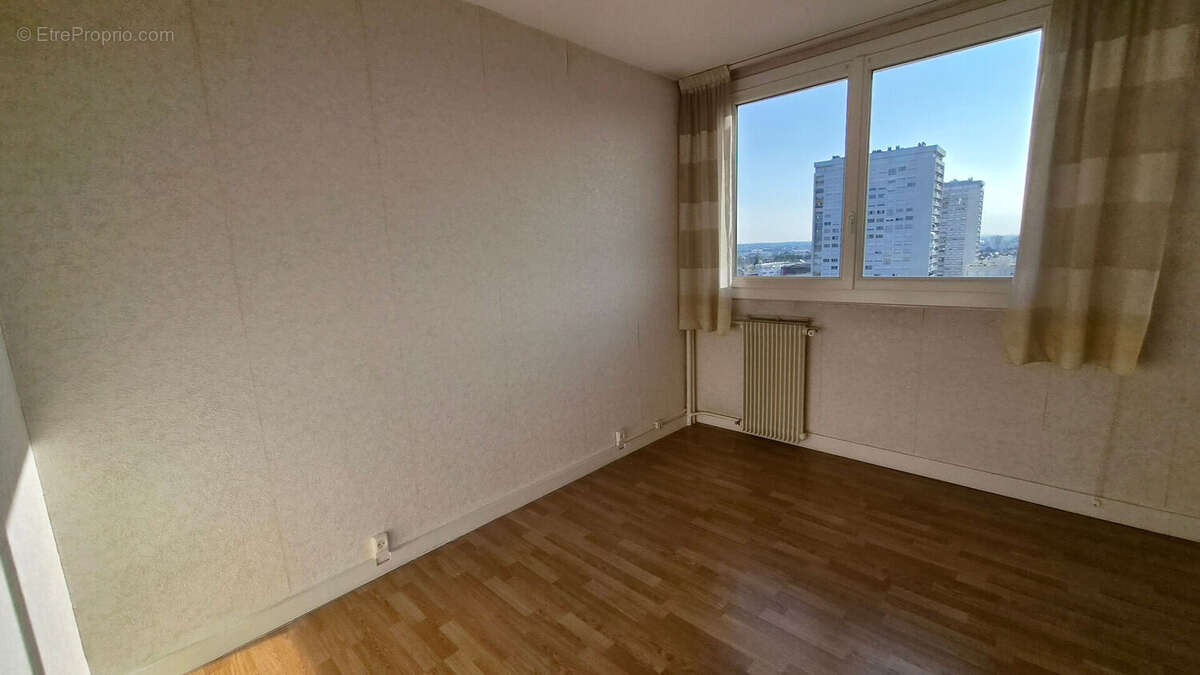 Appartement T3/T4 - 73m² - TOURS - photo 6