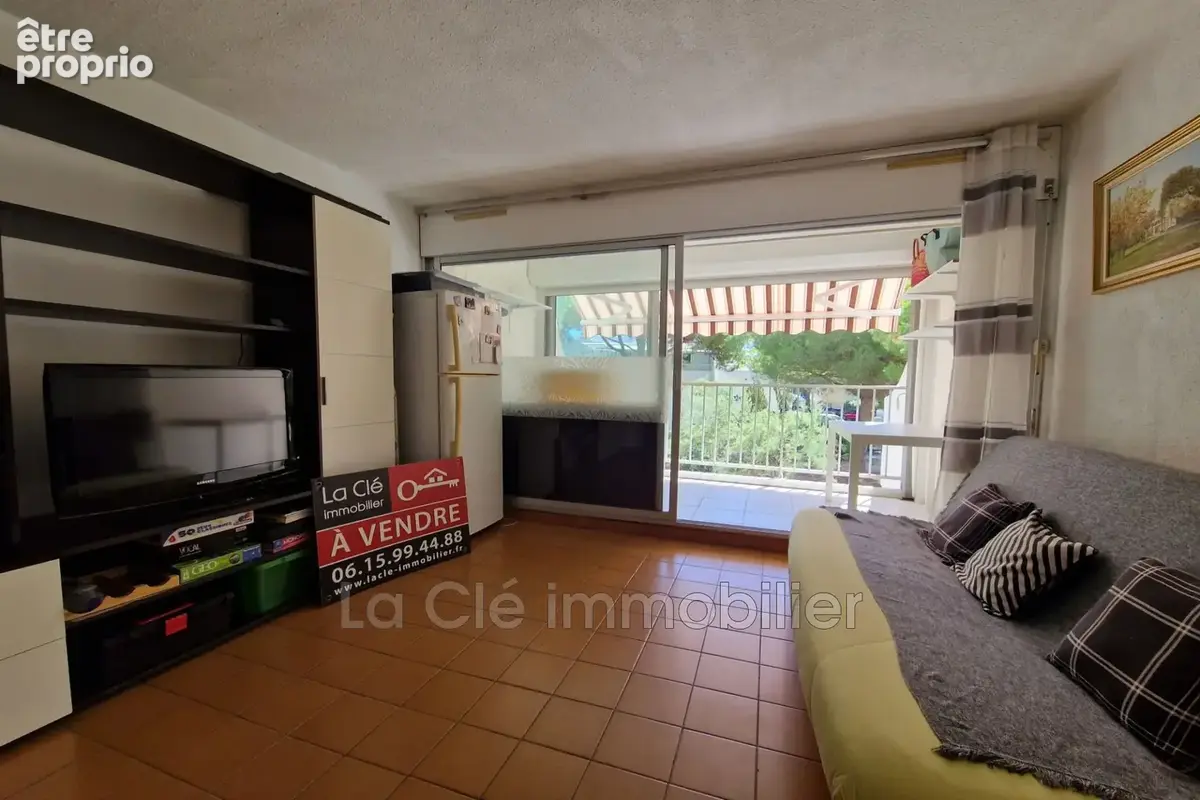 Appartement 1 pièce 26 m² à vendre à Le Grau-Du-Roi (30240) - photo 2