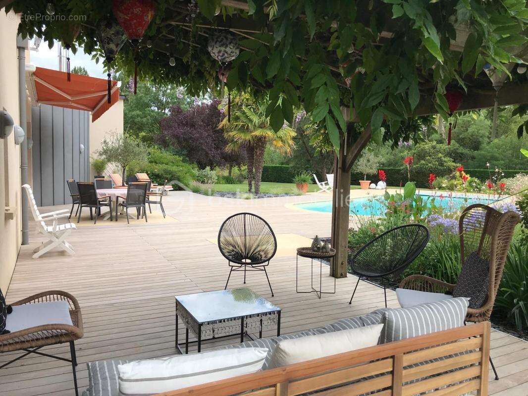 Maison d'architecte nichée dans un parc arboré, au calme absolu - photo 4