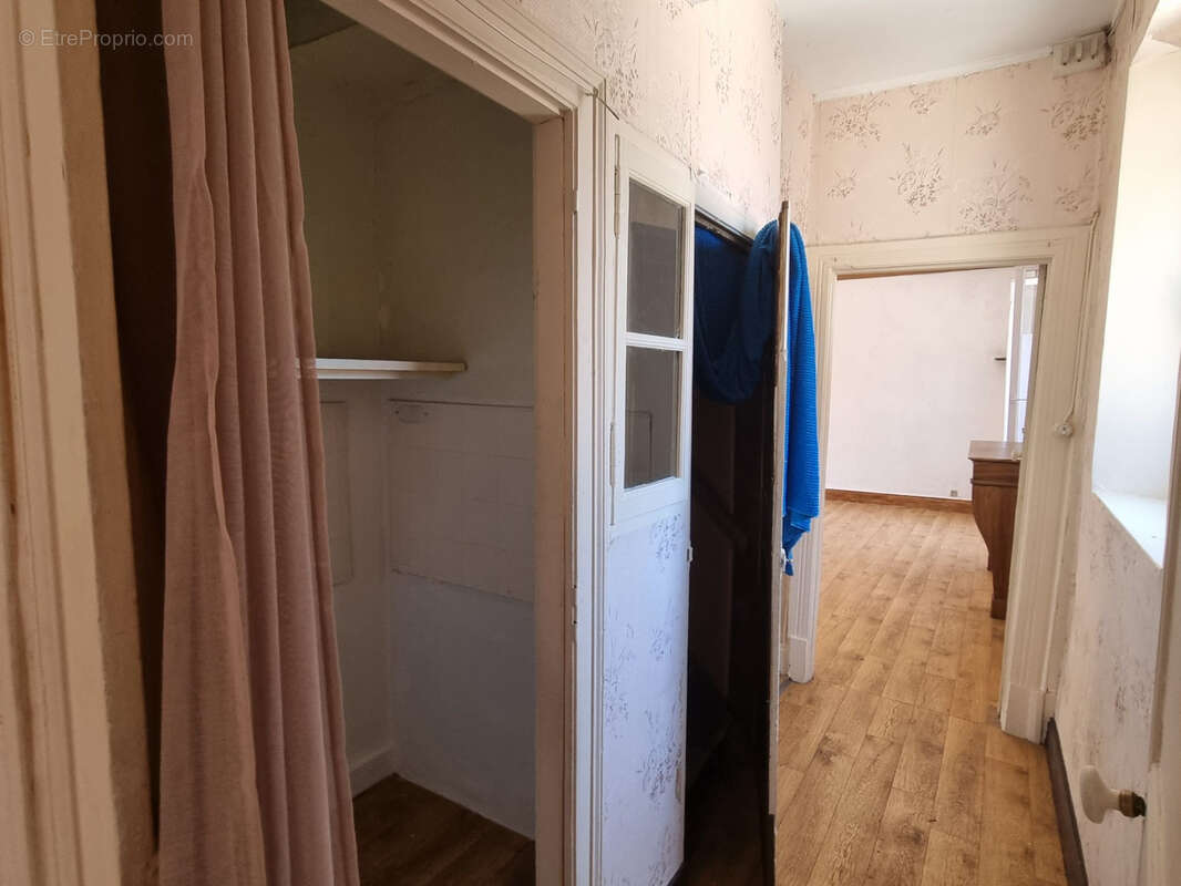 Appartement à NEUVY-SAINT-SEPULCHRE