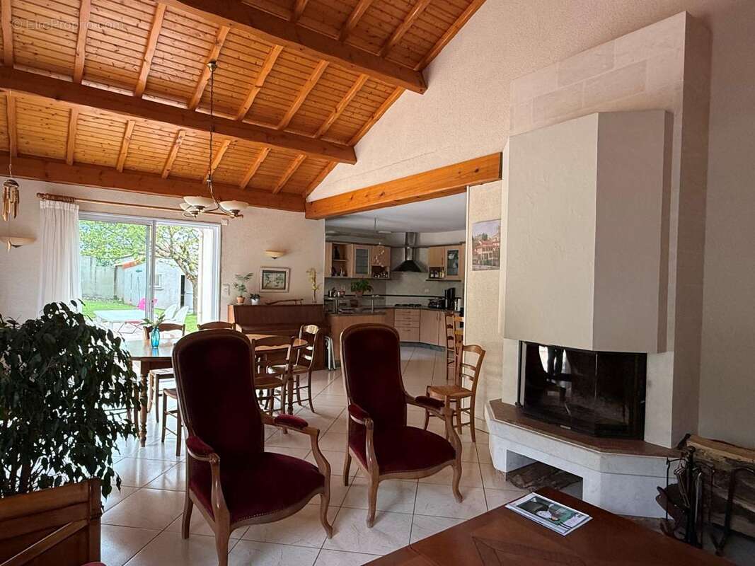 Maison 158 m² à Cholet  - photo 4