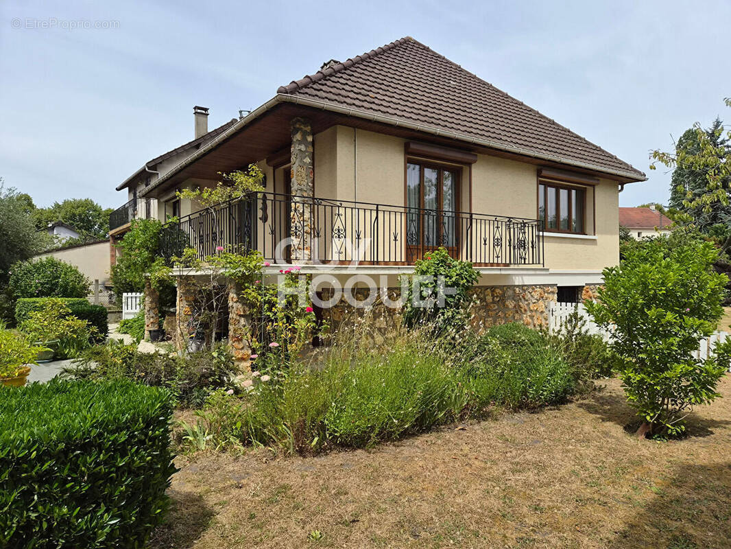 Maison à LE BLANC-MESNIL