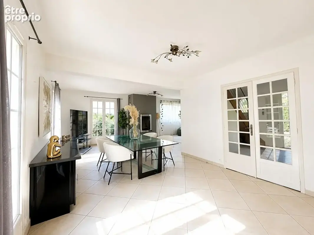 Maison spacieuse dans le coeur de Condé Ste Libiaire - photo 3