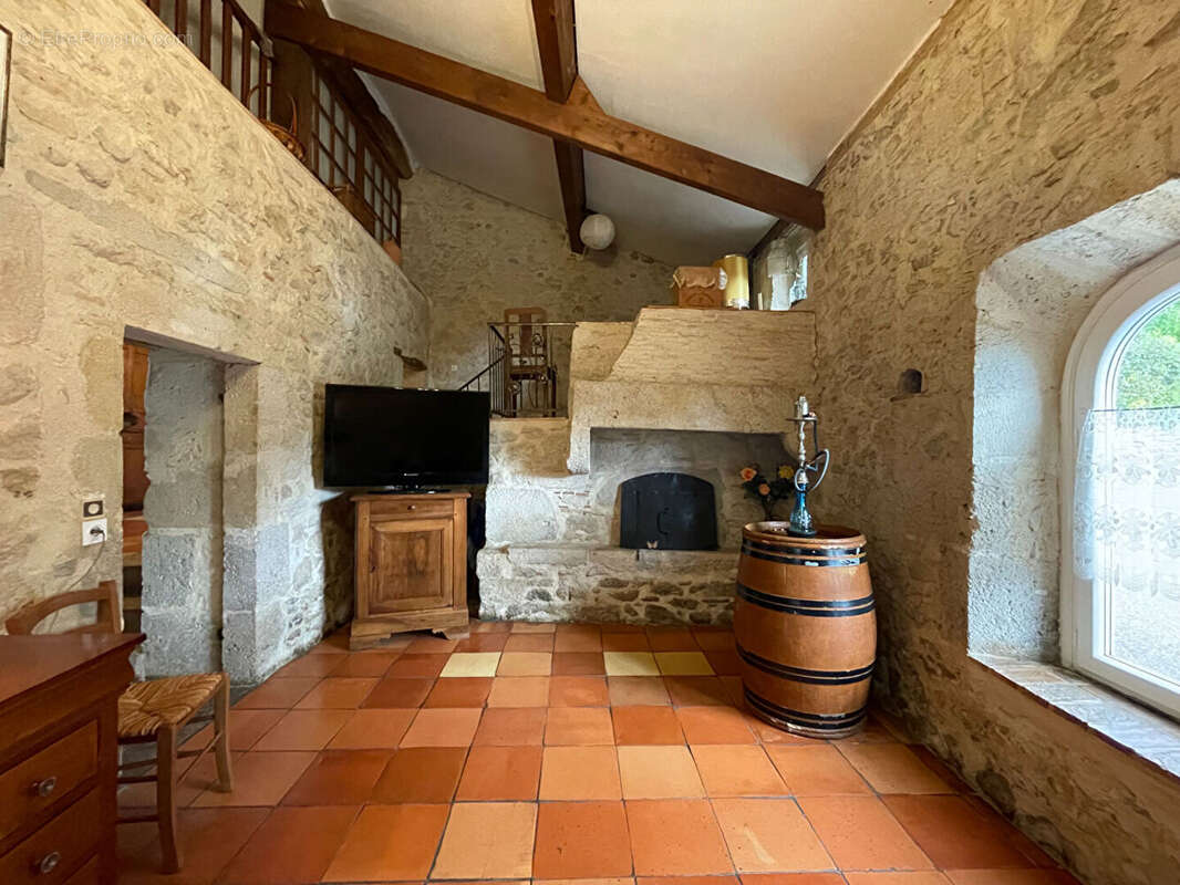 Maison à SAUVETERRE-DE-GUYENNE