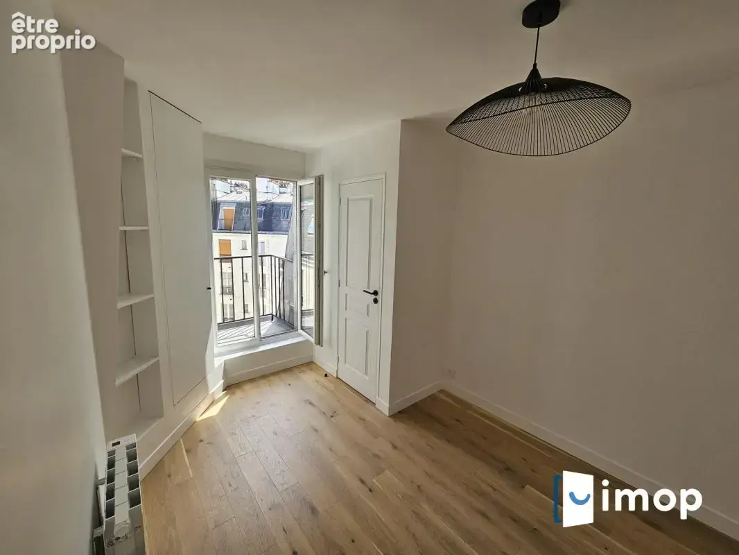 Dernier étage lumineux avec vue Sacré-Cœur – 3 pièces rénové à neuf, 53m² - photo 7