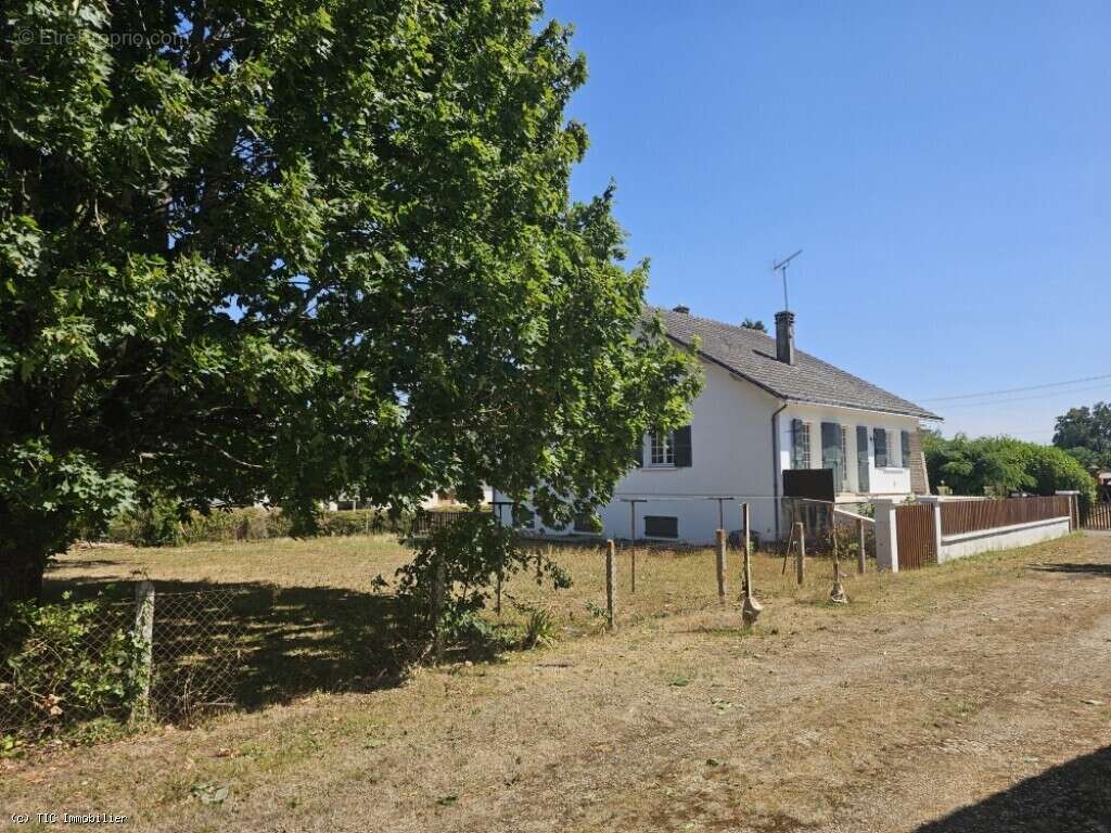 Beau Pavillon entre Ruffec et Sauzé-Vaussais - photo 31