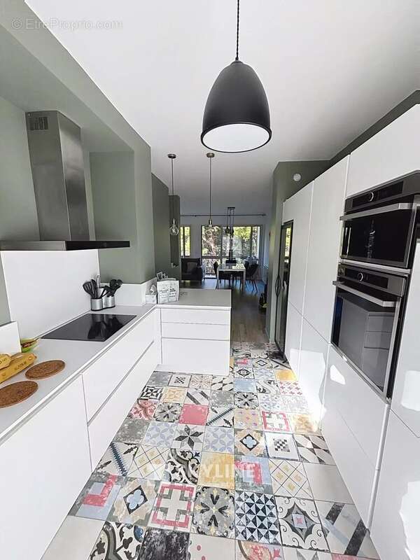 Appartement à MARSEILLE-12E