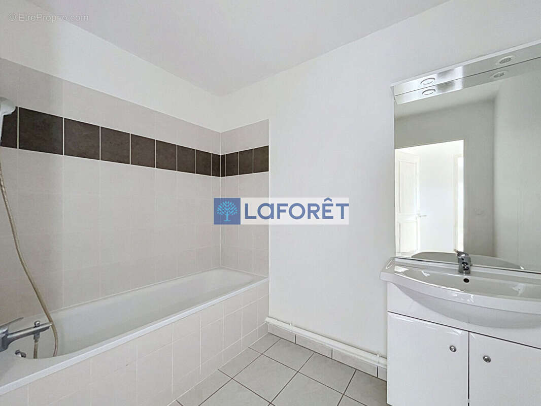 Appartement Saint-dizier 3 pièce(s) 52 m2 - photo 6