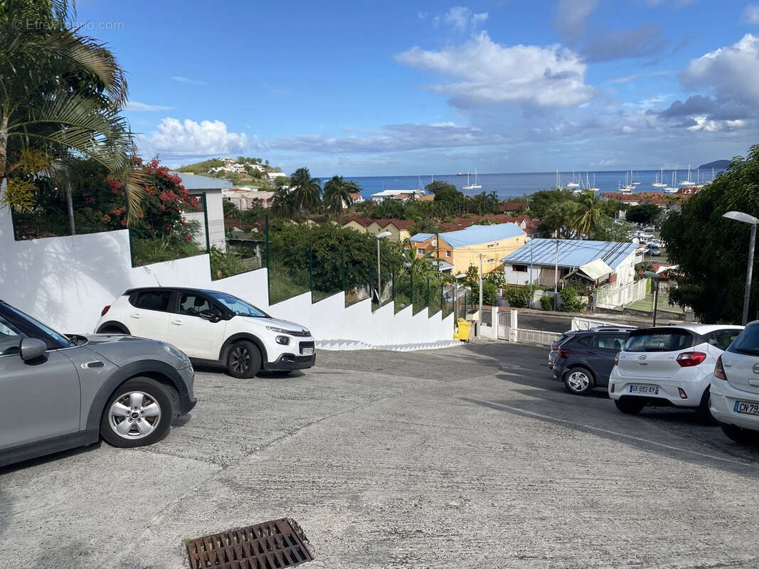 Appartement à LES TROIS-ILETS