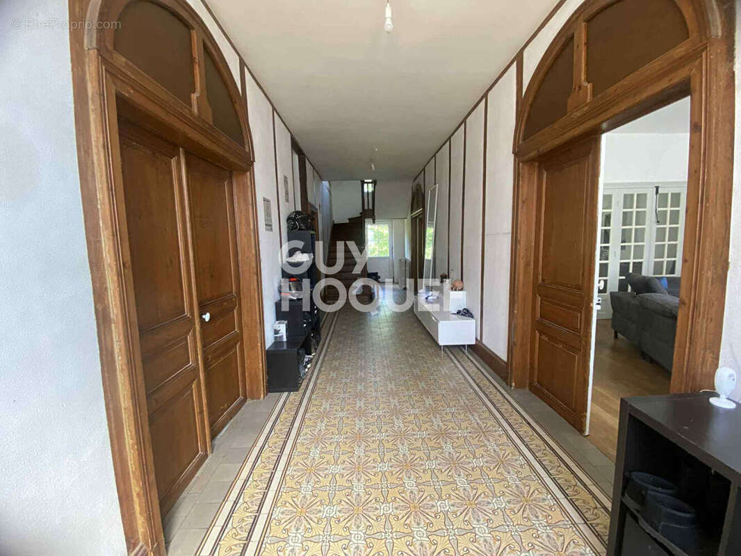 Maison à MONTCORNET