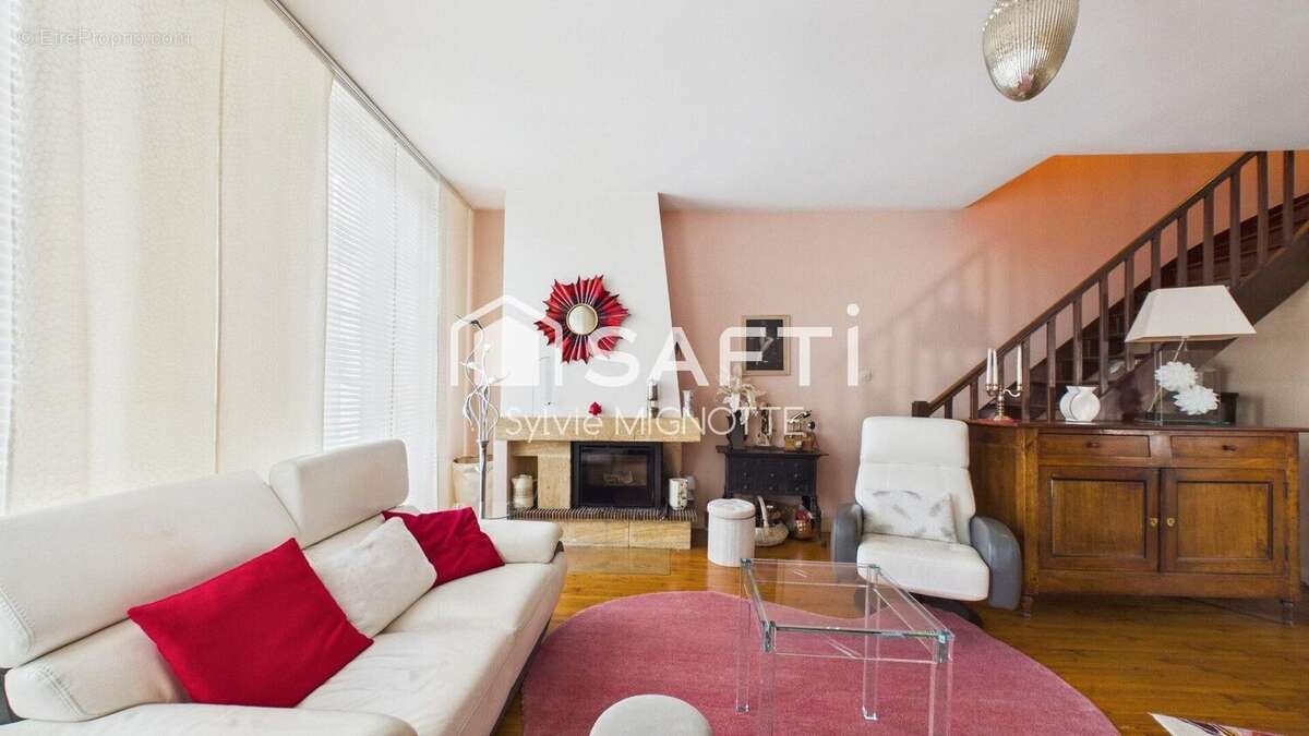 Photo 3 - Maison à SURGERES