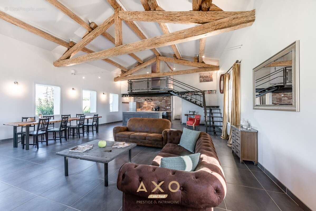 Maison à MOUSTIERS-SAINTE-MARIE