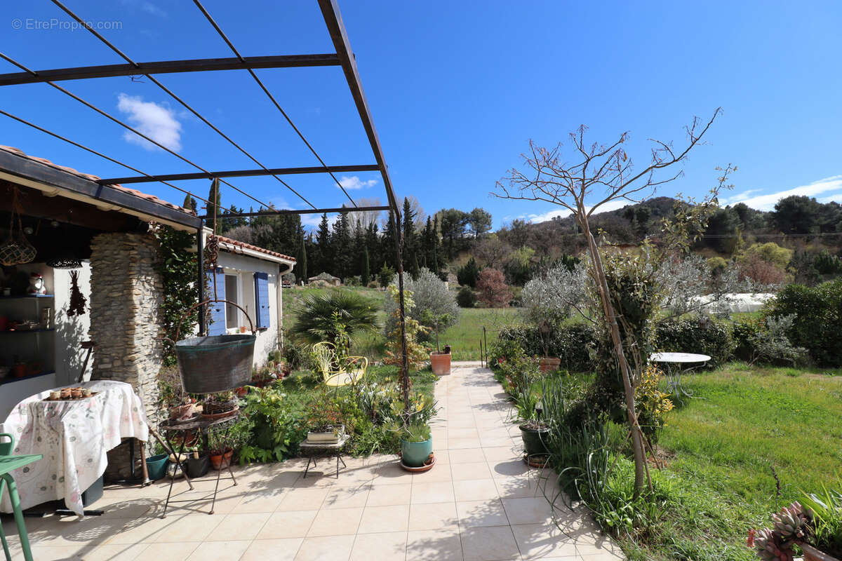 Maison à SAINT-ROMAN-DE-MALEGARDE
