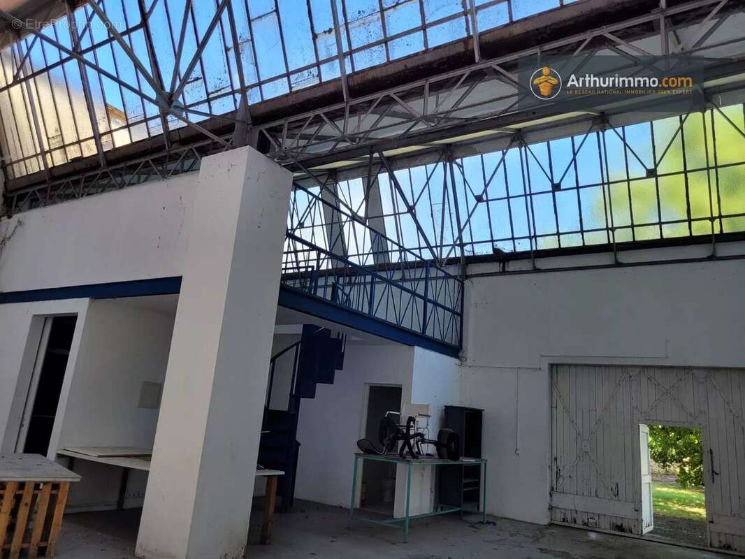 Maison à SAINTE-COLOMBE-SUR-L&#039;HERS