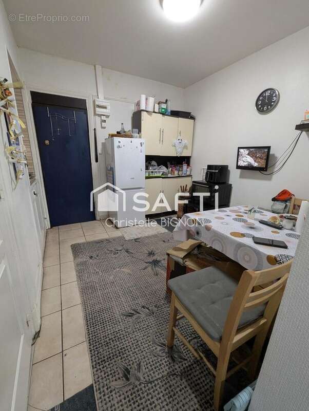 Appartement 23 m² à Creil  - photo 2