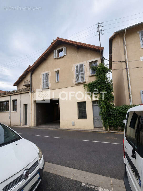 Local commercial Chambery 400 m2 - photo 12