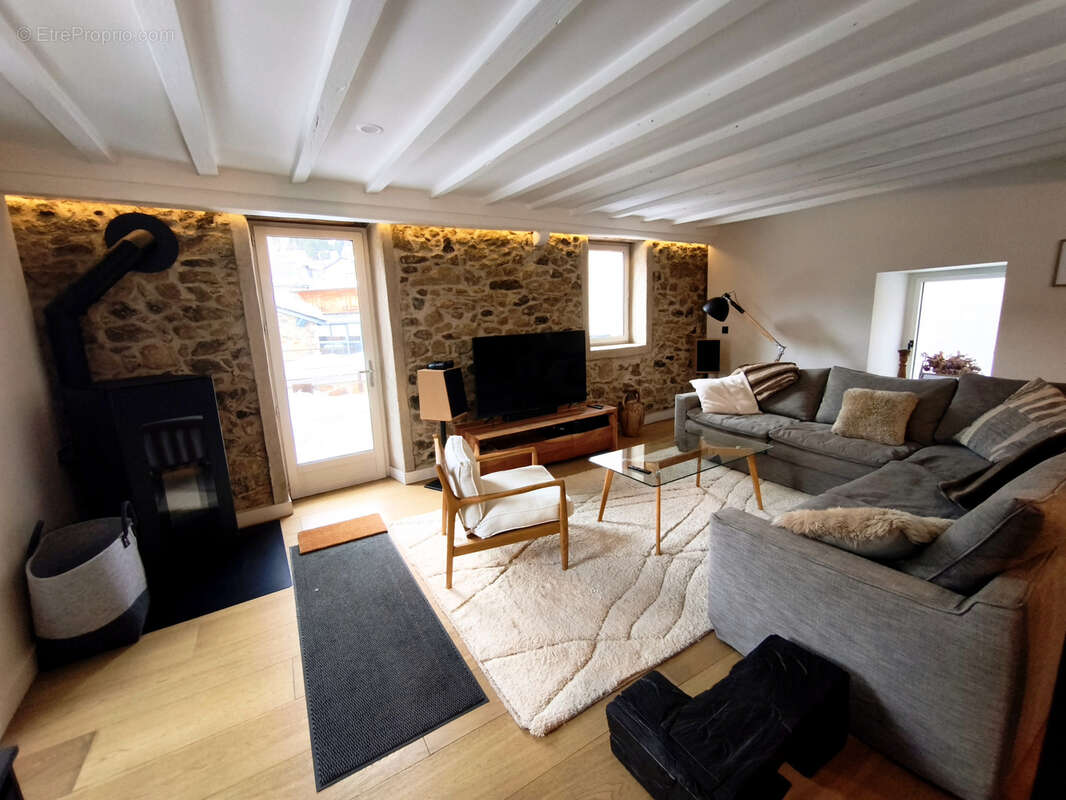 Maison à LES ANGLES