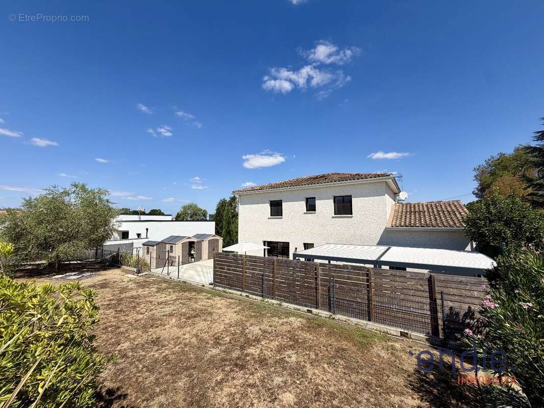CUNAC - Maison familiale 179 m2 - 5 ch - DPE A - Terrain 759 m2 - Proche ALBI - photo 5