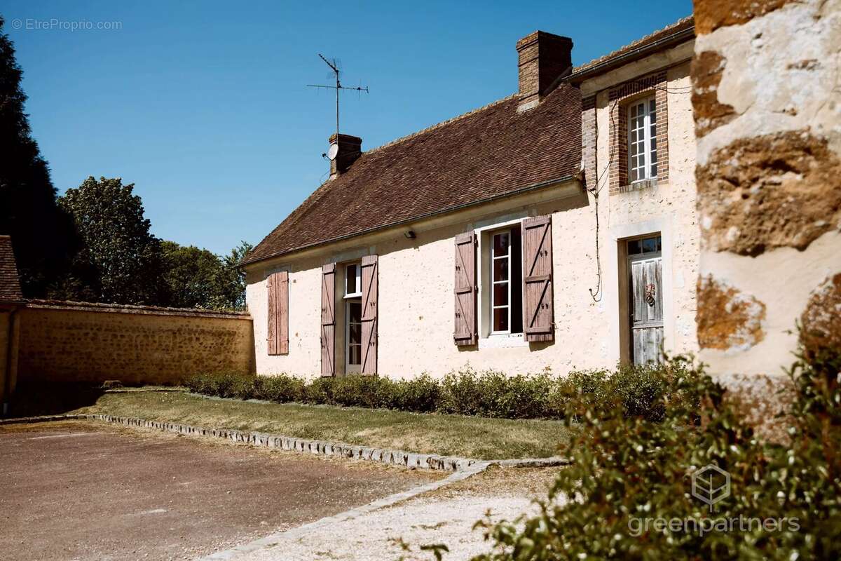 Maison à LA POTERIE-AU-PERCHE